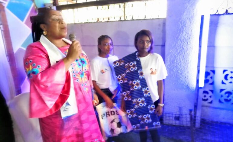  NOGEC/Kinshasa : Mme Rachida Lydia en sensibilisation de masse dans la Commune de Bandalungwa