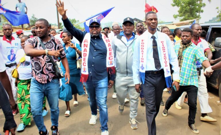  Élections 2023/ANADEC : Papy Vantoto déjà à Boma pour le dépôt de sa candidature à la députation nationale