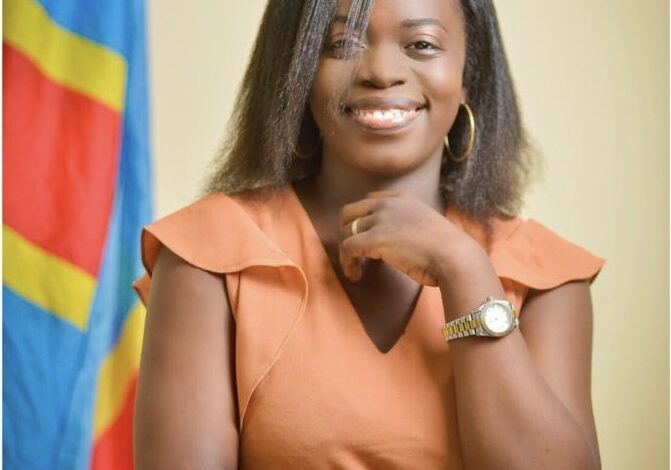  RDC/ Société : Prisca Tshala Sabu, modèle de détermination pour la jeunesse [portrait]