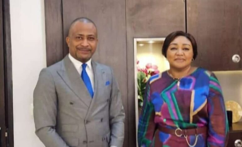 RDC : « Denise Nyakeru Tshisekedi, une grâce rare au service de la Nation », Totshumany Kisombe