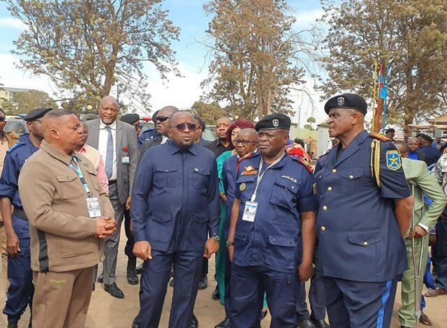 LUALABA : La population dément les accusations contre le Général Roger Isiyo, ciblé par des coopératives minières