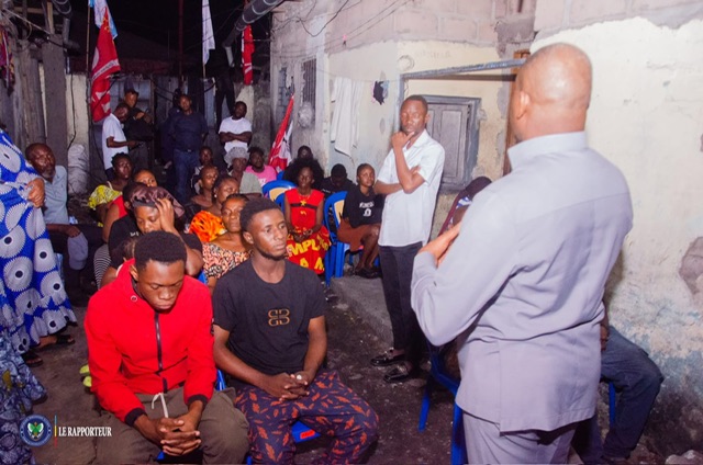 Kasavubu : le député André Nkongolo en visite de proximité auprès de sa base électorale