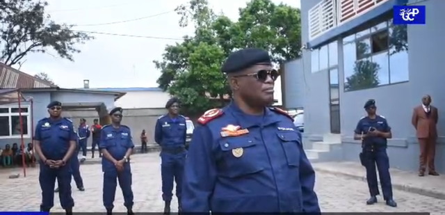 Lualaba : le général Roger Isiyo honoré pour son leadership à la tête de la PNC